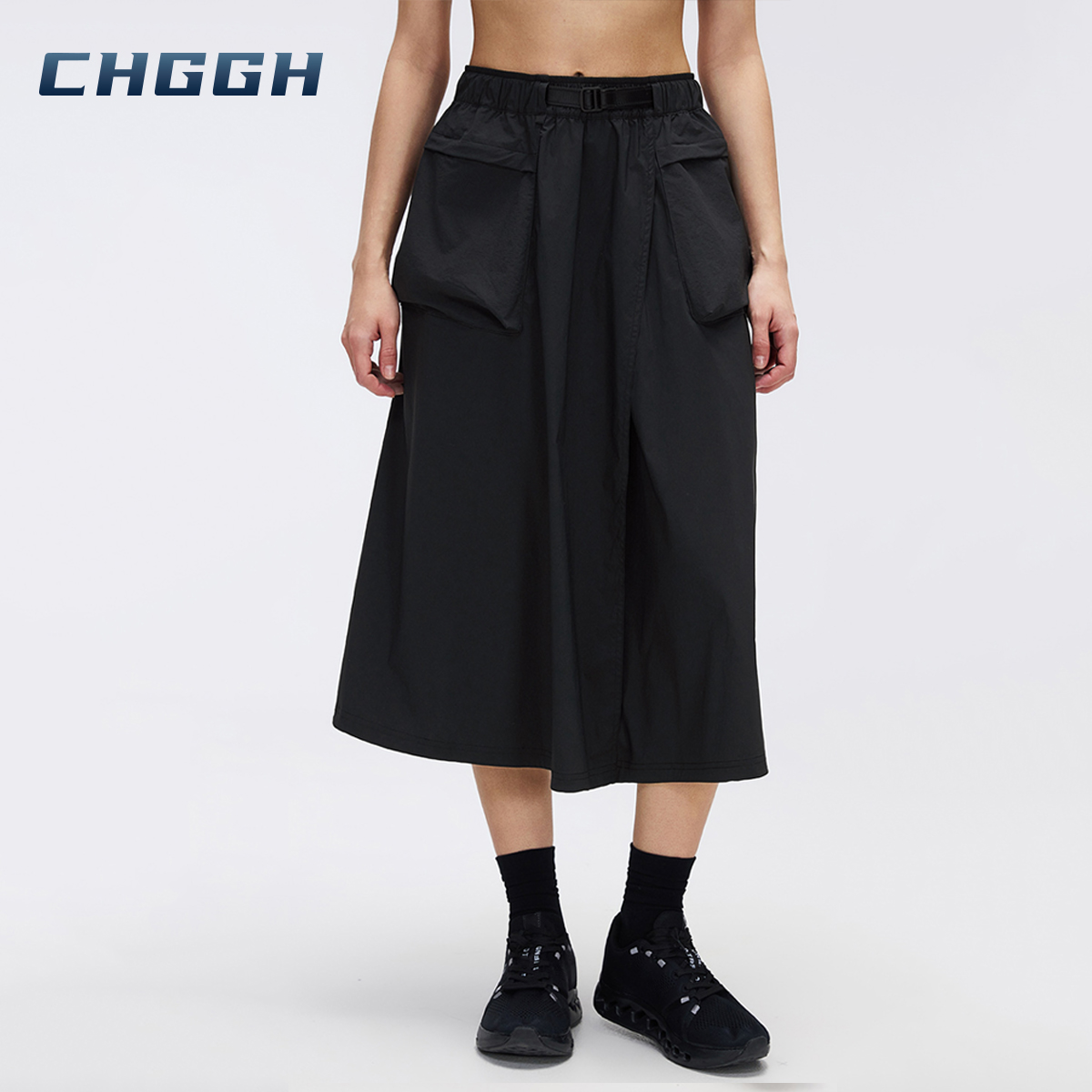 Women's cargo midi skirt