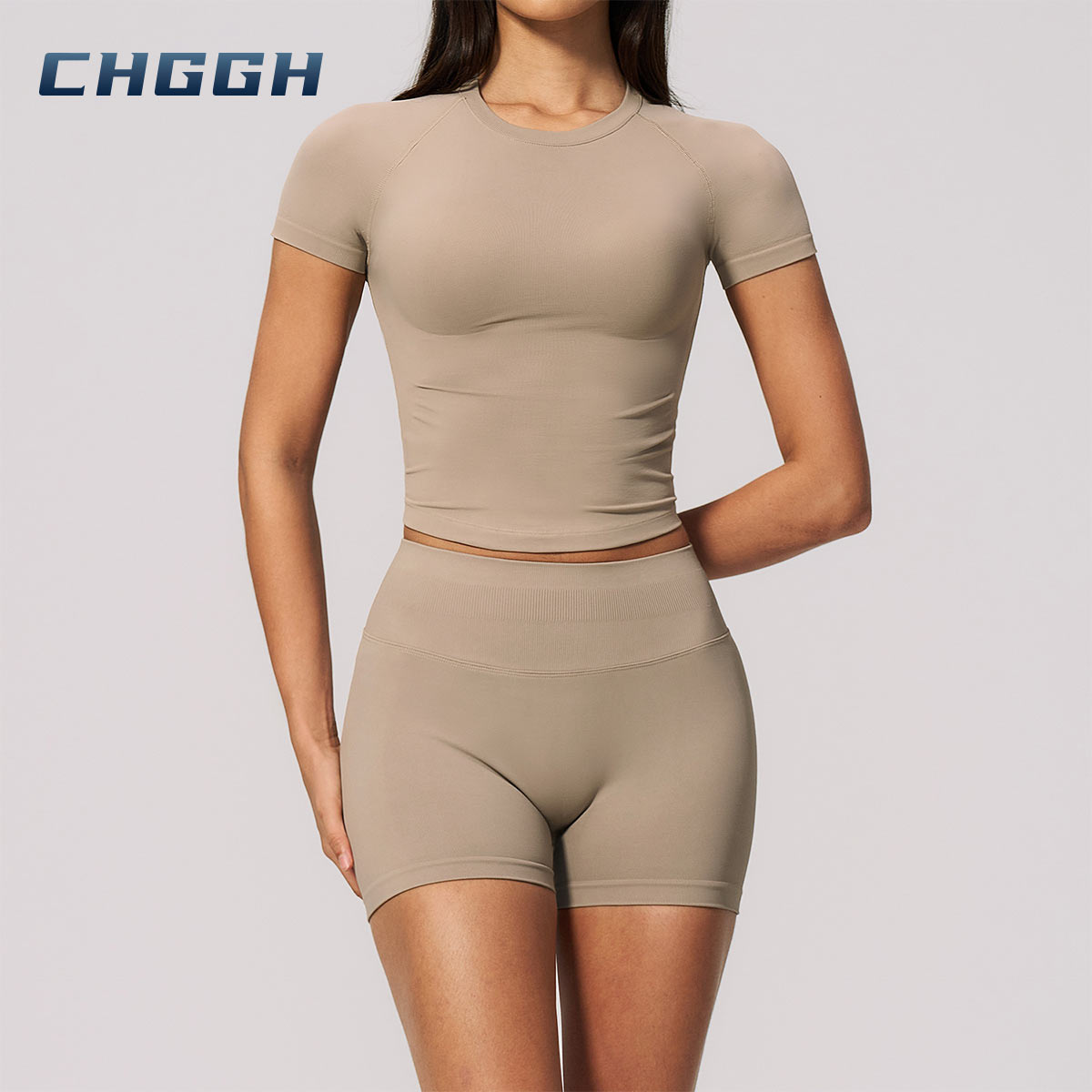 Seamless sports suit