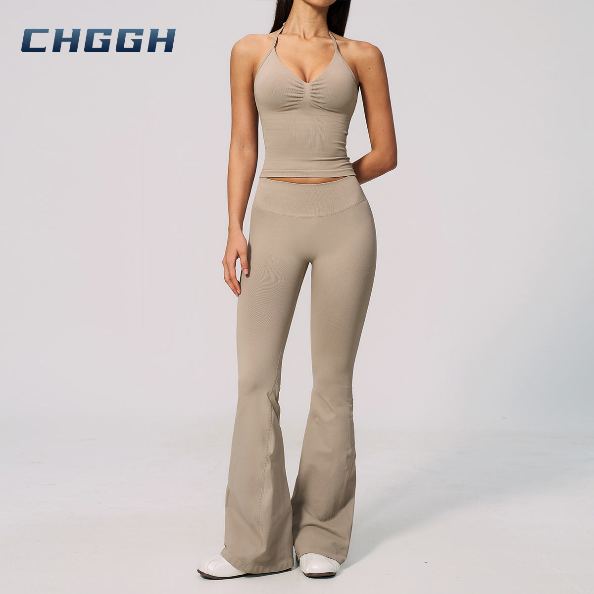 Seamless sports suit