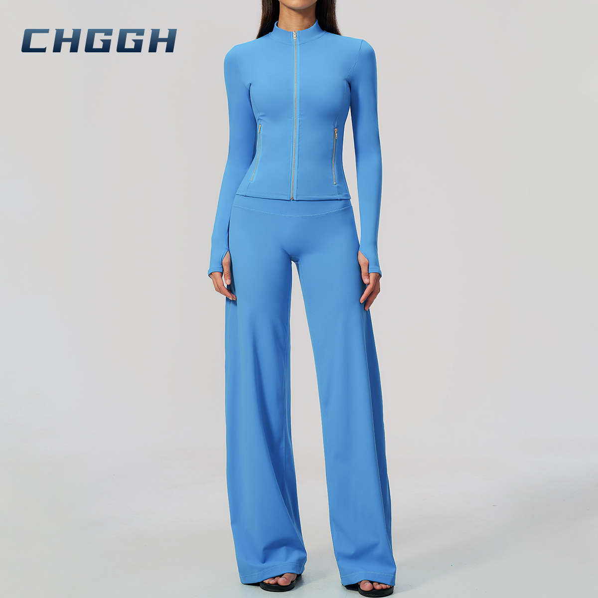 Sports suit