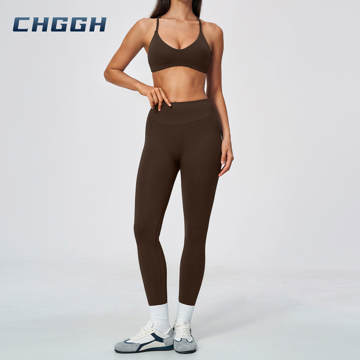 Butt-lifting workout bottoms
